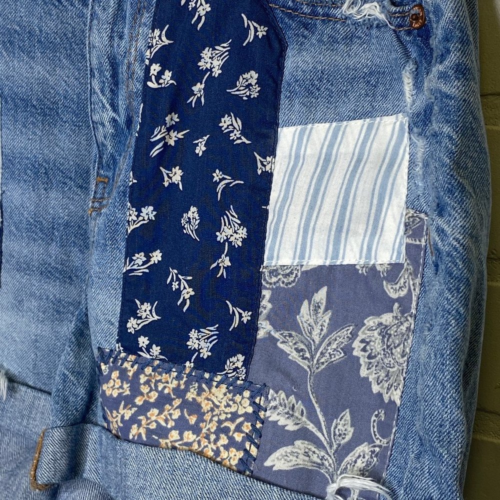 American Eagle Mom Patchwork Shorts - image 6